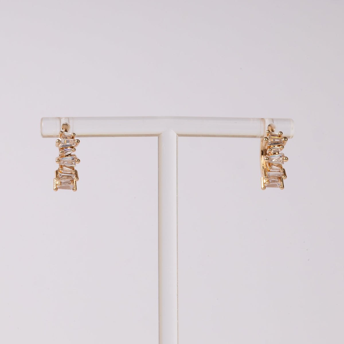Aurora – Stainless Steel hoops met baguette steentjes